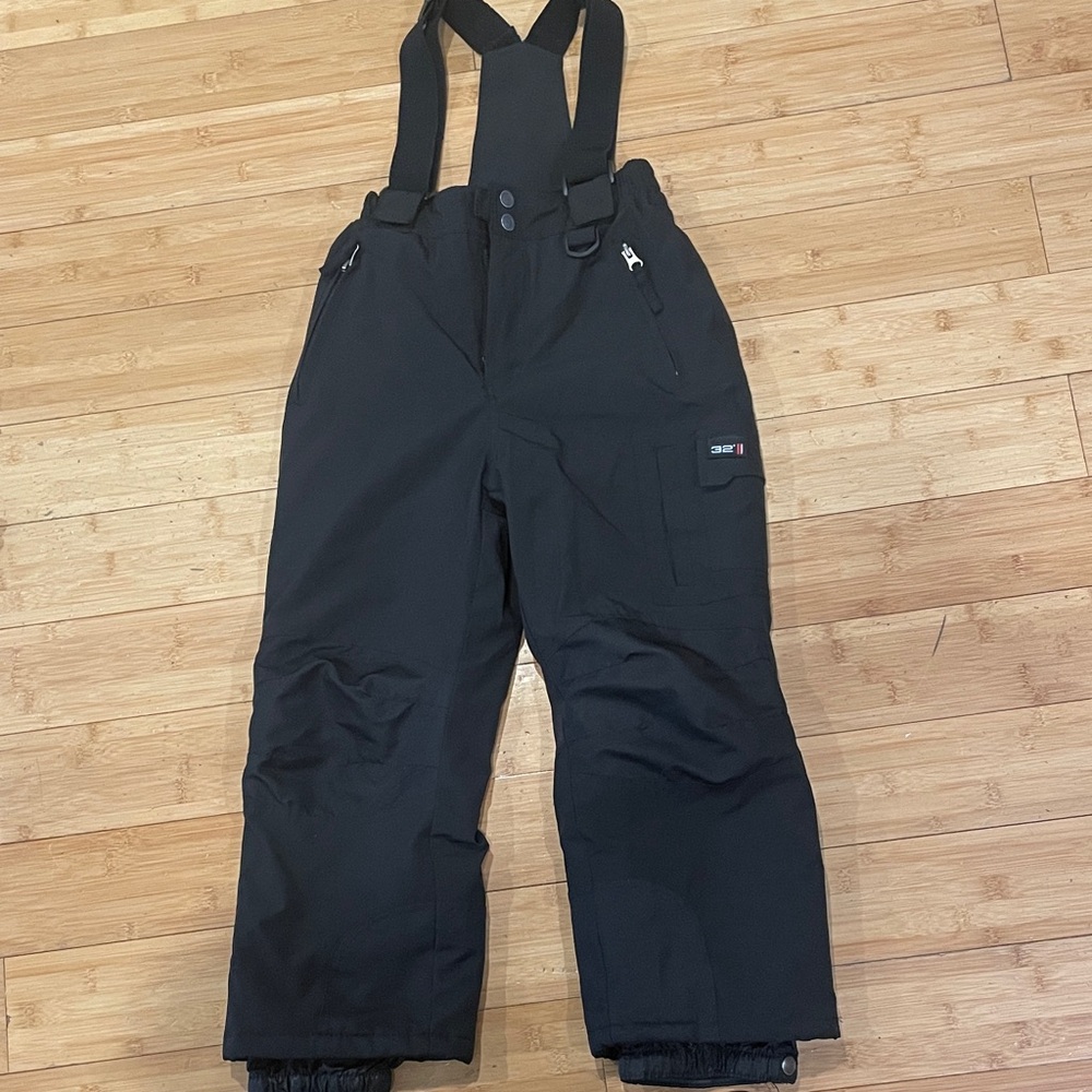 Black Kids Snow Ski pants with suspenders size 7/8
